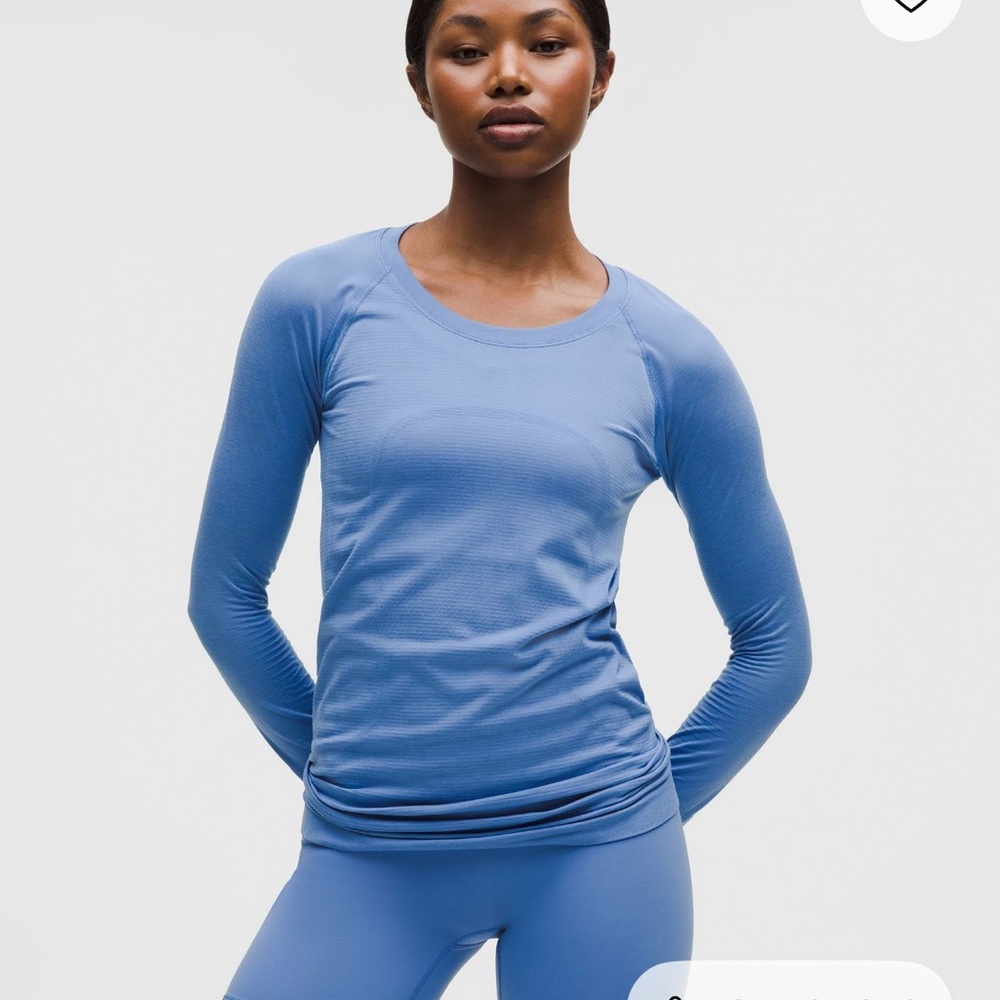 Light Blue Long-Sleeve Performance Top - Women